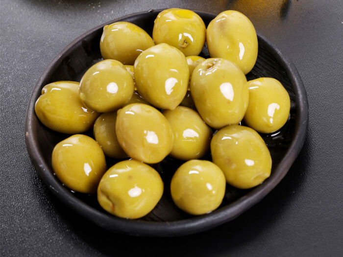 Olive verdi schiacciate siciliane